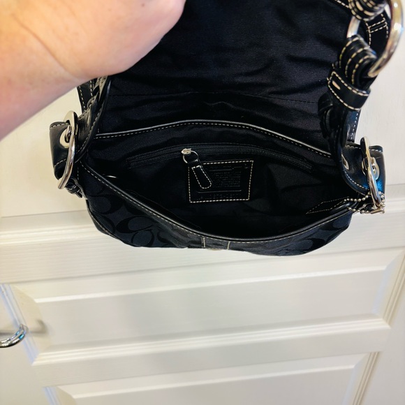 Coach  Soho Black Signature Canvas Shoulder Bag 6171
With dust bag included - Picture 11 of 13